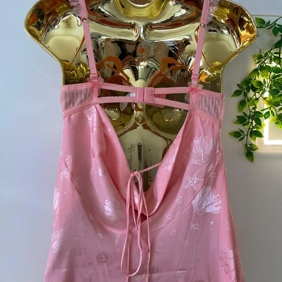 For Love And Lemons Seashell Chemise (PINK) - Picture 6 of 7